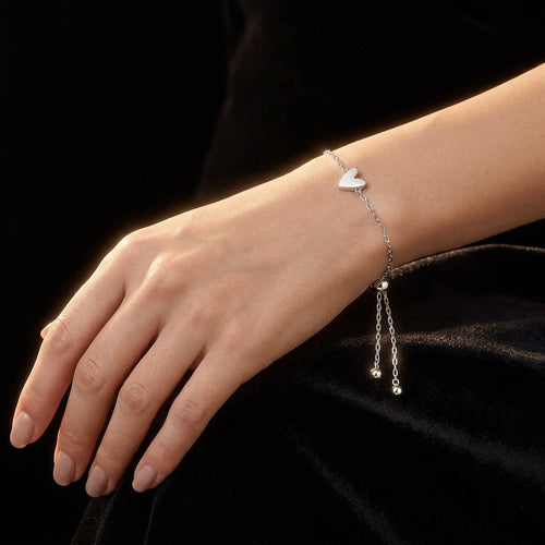 A little silver heart - Amour bracelet on model