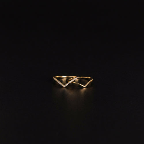 Aurelia V-Stack Ring